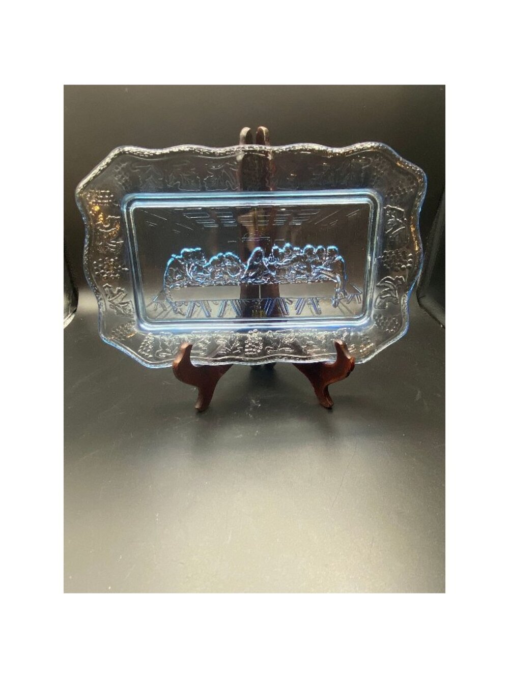 Tiara Light Blue Lords Supper Plaque